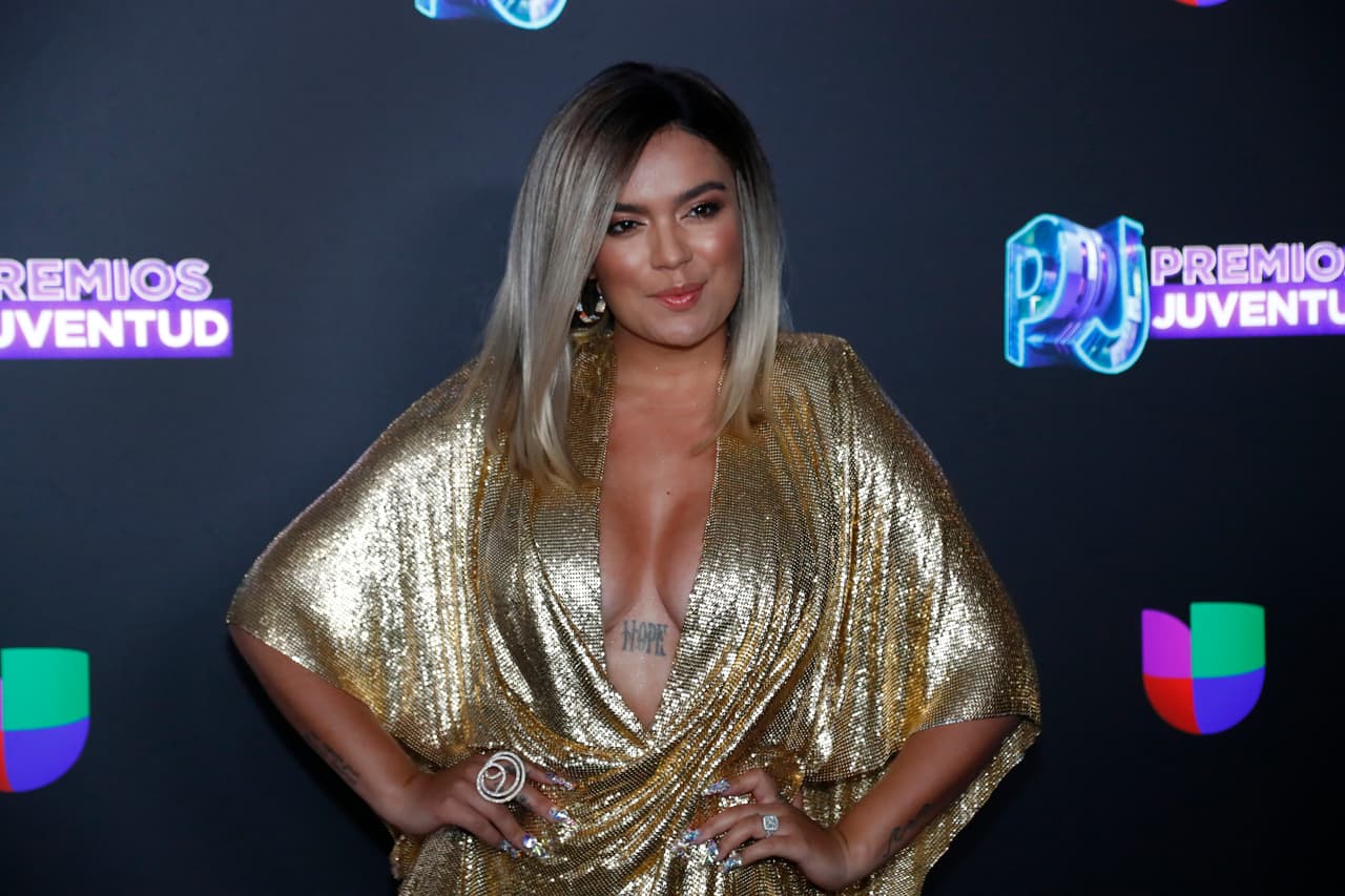 ‘Hot Latin Songs’ Artista del año femenina | Karol G