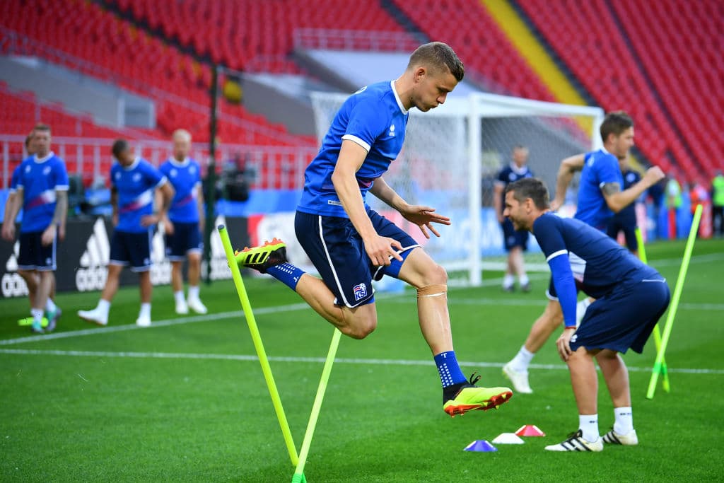 Una de las virtudes del equipo de Islandia es el orden táctico que guarda en todas y cada una de sus líneas. Un aspecto que hará trabajar más de la cuenta a los oponentes en turno, los nigerianos.