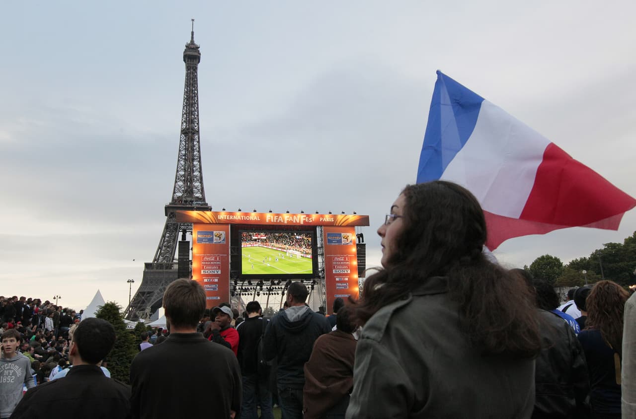 Y ese 2-0 se lloró en París: 'La Noche Triste para Francia'.