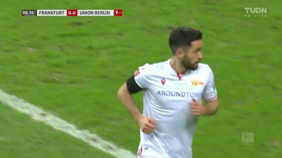 Tiro desviado de Yunus Malli