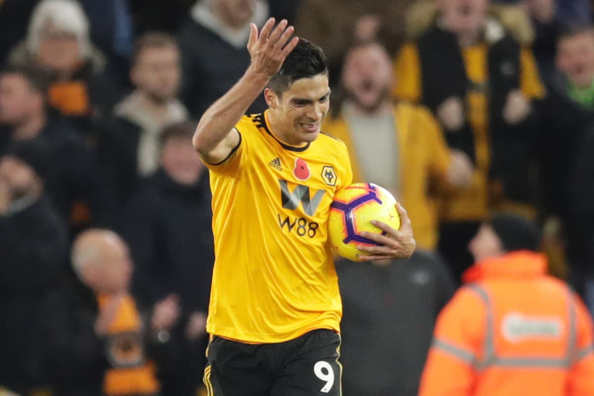 El delantero mexicano Raúl Jiménez anotó en la caída del Wolverhampton 2-3 como local contra el Tottenham Hotspur en la jornada 11 de la Premier League.