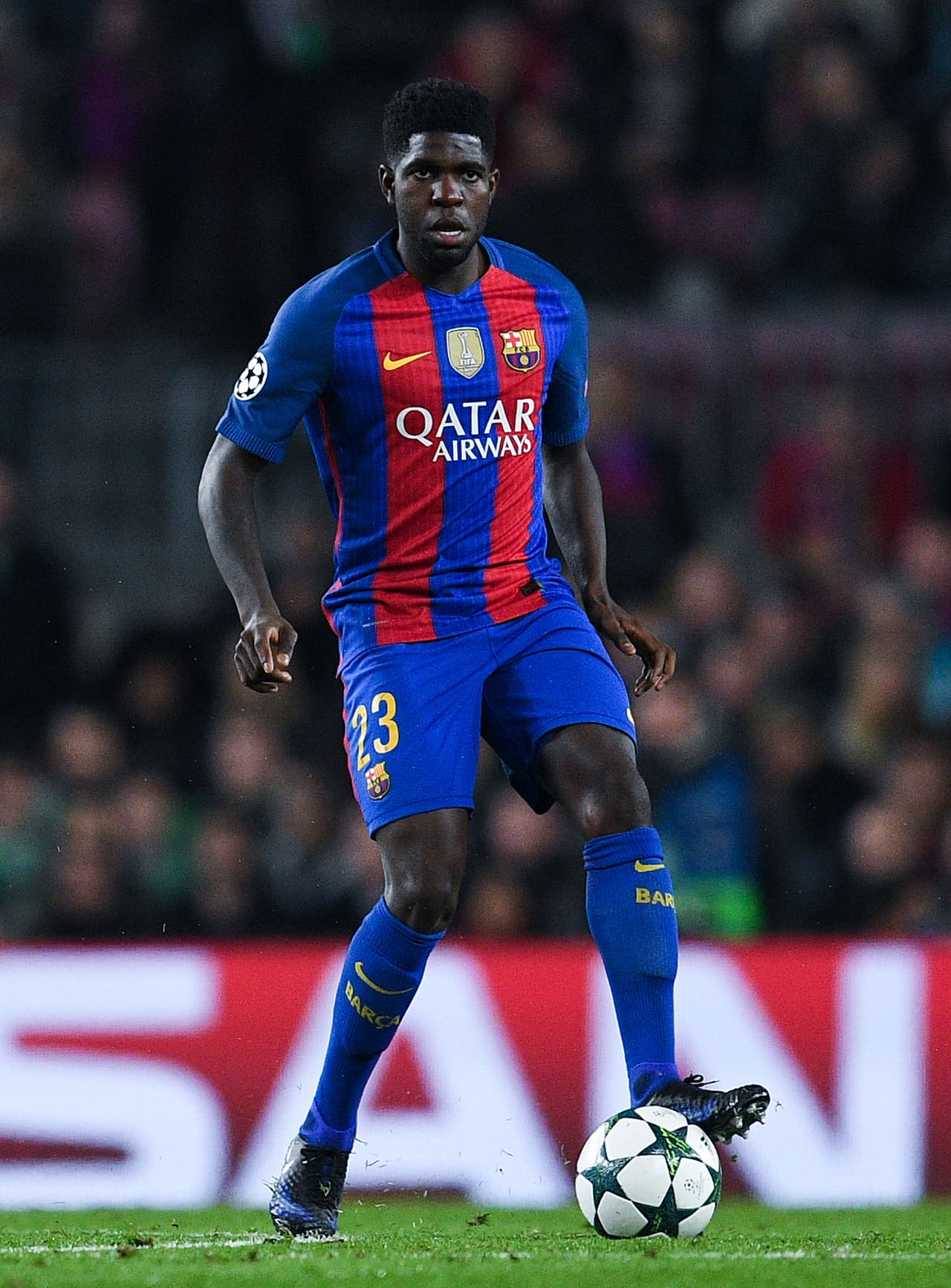 Los catalanes pagaron 25 millones de euros por él al Lyon. Ha respondido bien cuando las lesiones se lo permiten.