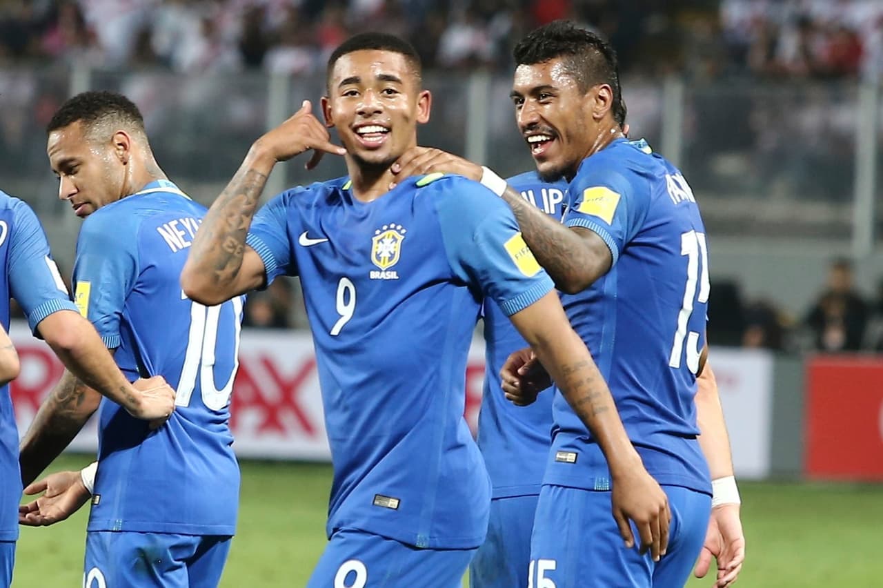 Brasil derrotó 2-0 a Perú