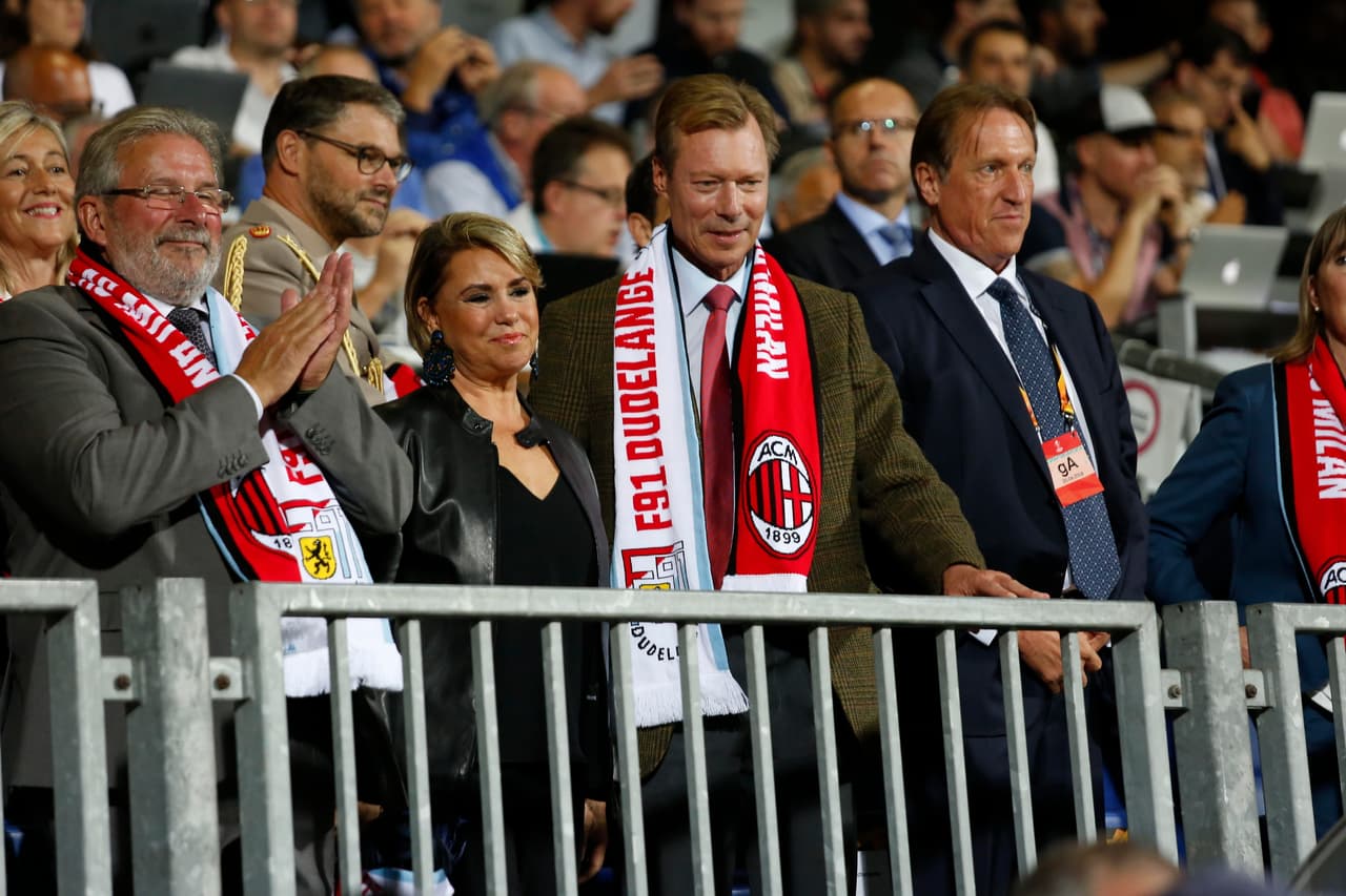 A propósito de la Duquesa, cabe decir que su nombre completo es María Teresa Mestre y Batista, nacida en La Habana, Cuba.