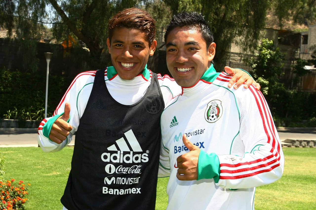 Jonathan dos Santos y Marco Fabián con el Tri Sub 22 en el 2011.