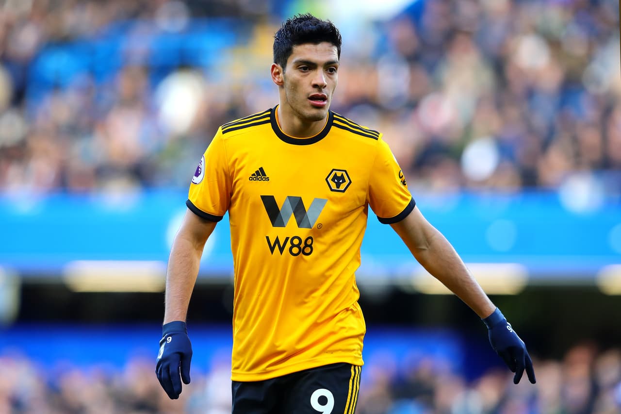 Raúl Jiménez: el ariete tiene un duro juego este sábado ante el Manchester United por los Cuartos de Final de la F.A. Cup. A su favor está que el partido se juega en el Molineux y que Jiméne lleva dos goles en los últimos dos partidos.