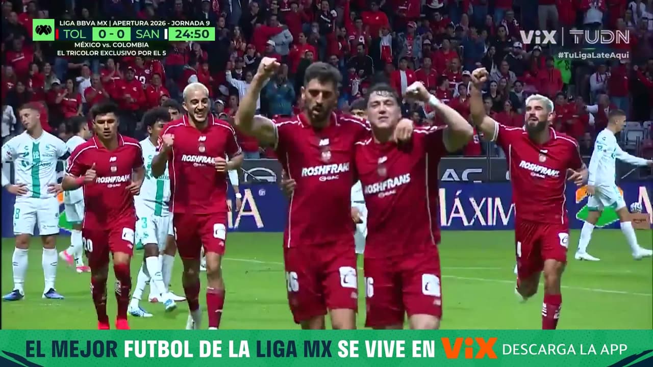 ¡Golazo del Toluca! Viñas se eleva y vence a Acevedo con tremendo cabezazo