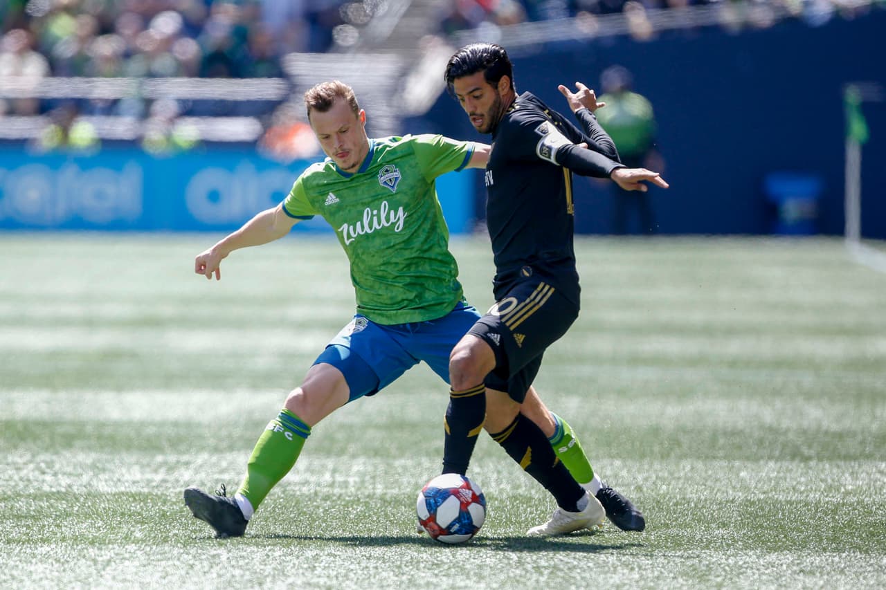 Carlos Vela pudo encontrar el gol del empate al minuto 4', los goles del juego fueron muy temprano en la tarde del CenturyLink Field.