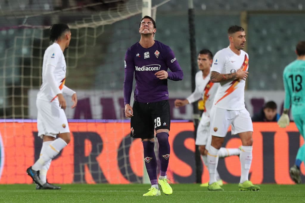 Roma golea a la Fiorentina con goles de E. Dzeko, A. Kolarov, L. Pellegrini y N. Zaniolo llevándose los tres puntos, mientras que la Fiorentina está muy cerca del descenso.