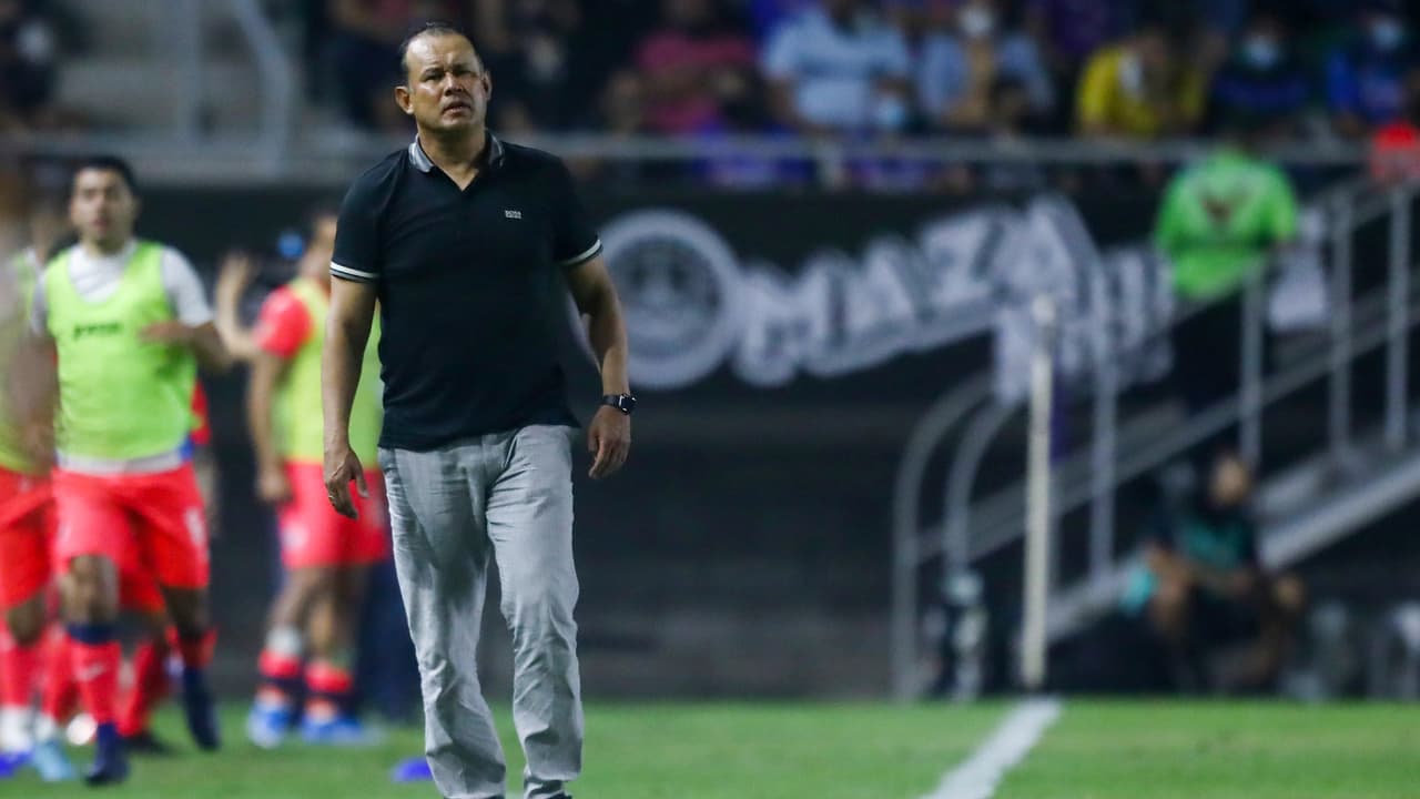 Juan Reynoso confía en contar con Jesús Corona el martes ante Pumas en la Liga de Campeones de la Concacaf.