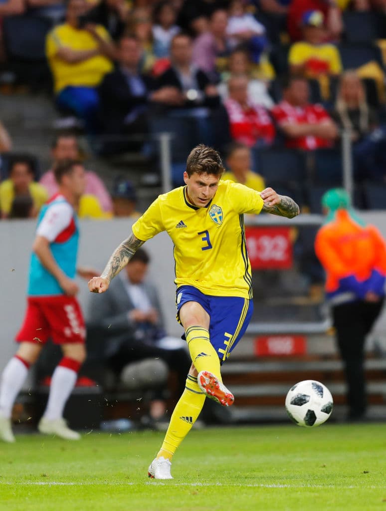 Manchester United no será más la casa de Victor Lindelöf, a quien Jose Mourinho le ha enseñado la puerta de salida. En Inglaterra comentan que pasaría al Everton.