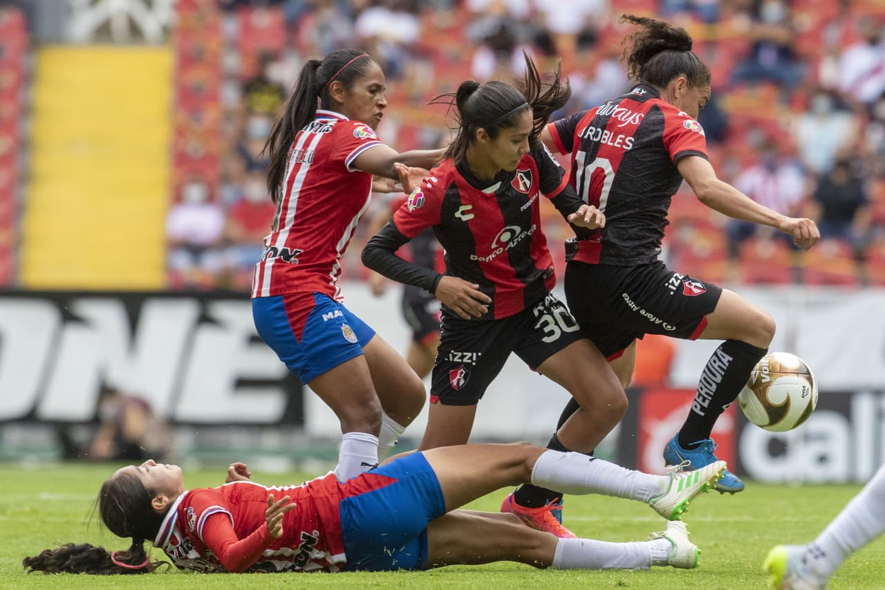 Atlas no logra anotar, pero si logra mantener su marco en ceros y buscará meternse a la final del Guard1anes 2021 el próximo lunes en casa de las Chivas.