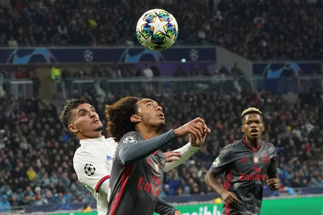 Borussia Dortmund 3-2Inter; Olympique de Lyon 3-1 Benfica; Valencia 4-1 Lille.