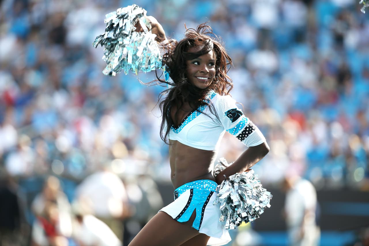 Estas hermosas porristas deleitan a cualquiera y los animan a apoyar a su equipo. Checa lo mejor de ellas hasta la Semana 8 de la NFL.