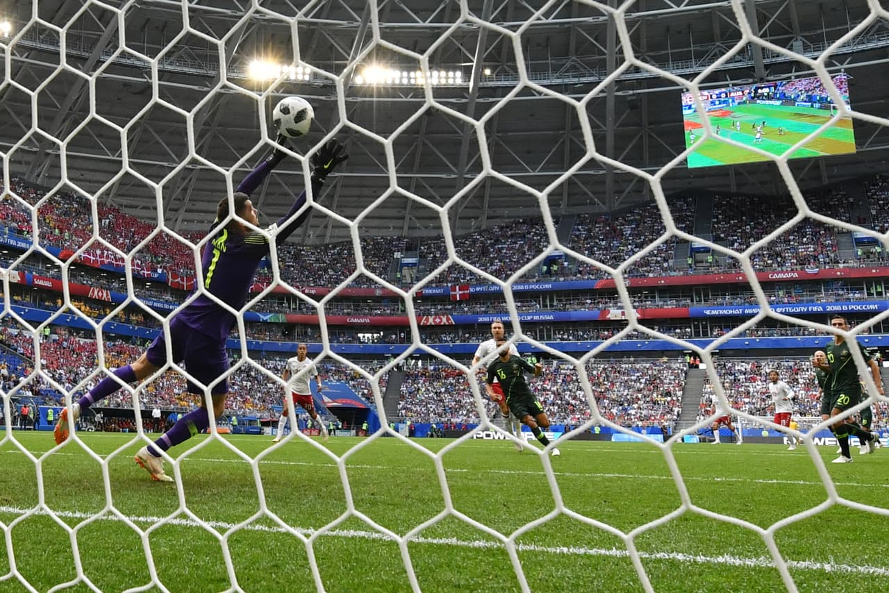 Quien sí lo hizo fue Christian Eriksen al minuto 7 luego deuna buena asistencia de NIkolai Jorgensen.