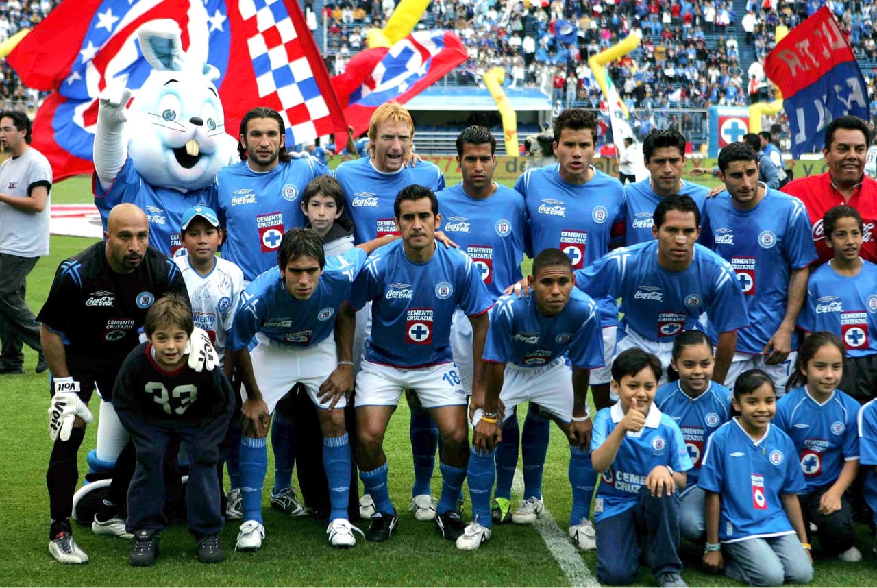 En La Máquina de Rubén Omar Romano, 
<b>Osorio era el líbero junto con dos defensas centrales</b> como Federico Lussenhoff y Aaron Galindo.