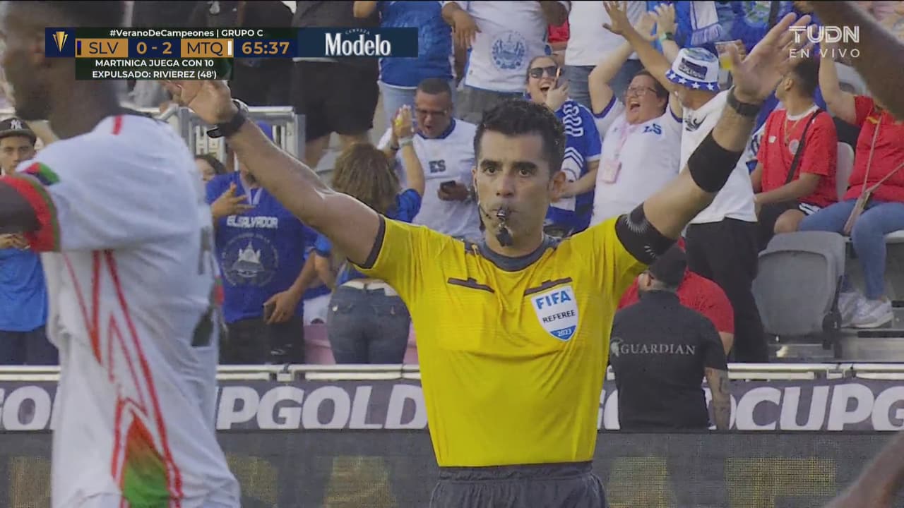 ¡No cuenta! Gil descuenta, pero anulan el gol de El Salvador