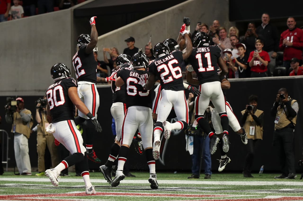 Los Falcons son favoritos por 2.5 puntos ante los Vikings.