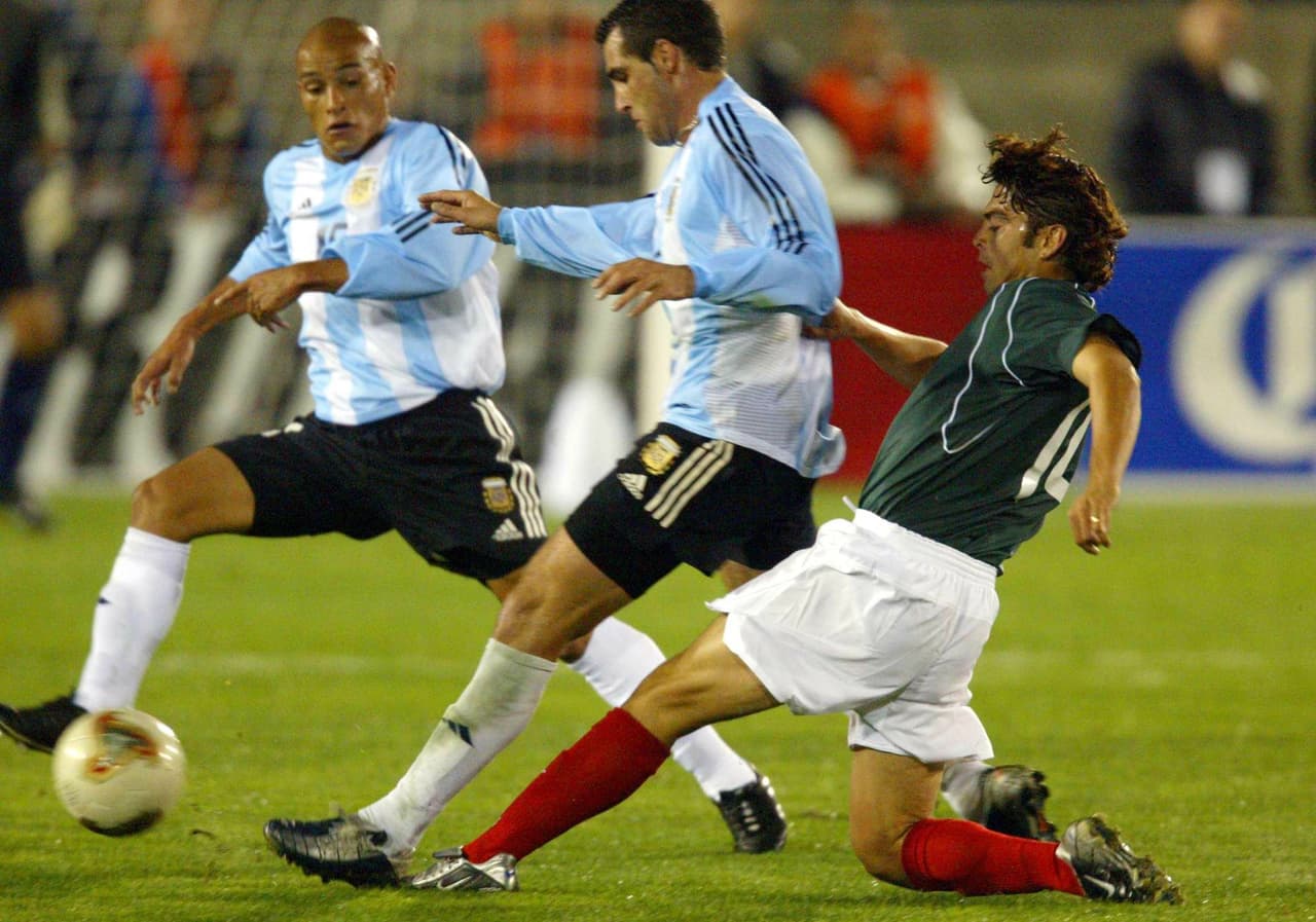 En el 2003 Argentina le repetiría la dosis a México con Ricardo La Volpe en el banquillo. El encuentro acabaría con ventaja por la mínima para Argentina por un autogol de Diego Martínez.