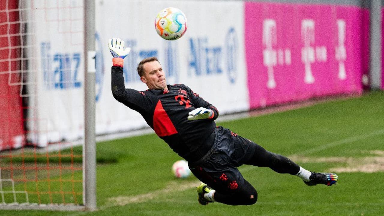Manuel Neuer vuelve con el Bayern y estará disponible para el Mundial
