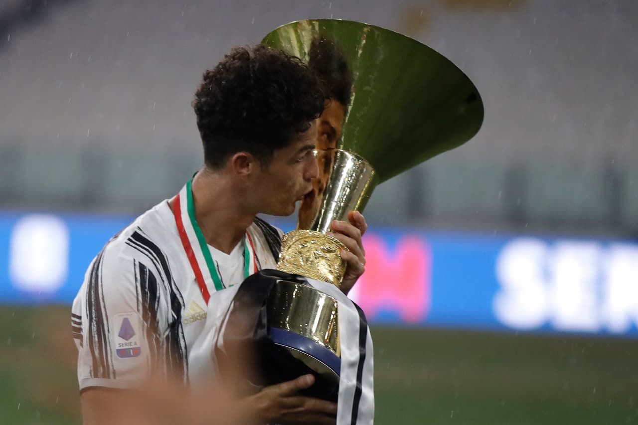 Así festejaron CR7 y la Juve el título de la Serie A | Culminó el campeonato de la Liga italiana de futbol y los festejos del flamante campeón fueron espectaculares.