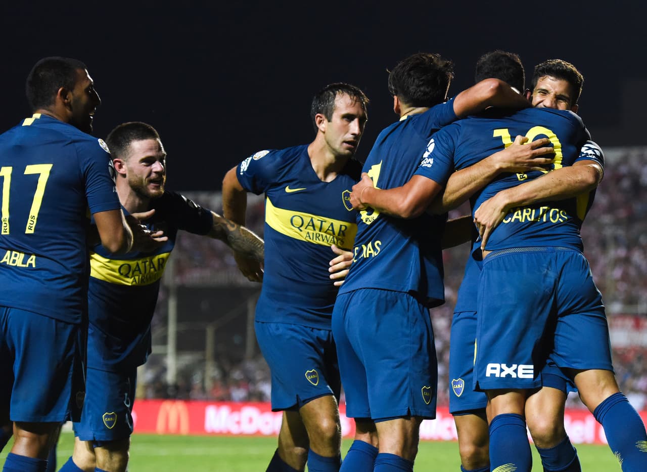 Boca Juniors - No es un buen momento para el subcampeón de la Copa, ubicado en el Grupo G. La derrota con River en la final del Bernabéu golpeó duro llevándose consigo al entrenador y varios jugadores. Ahora al mando está Gustavo Alfaro pero no ha podido encontrar la mejor versión del club 'Xeneize', que además contrató a Ivan Marcone y Jorman Campuzano como grandes fichajes. A pesar de ello, Boca tiene mucha tradición y en la Libertadores juega a otro precio.