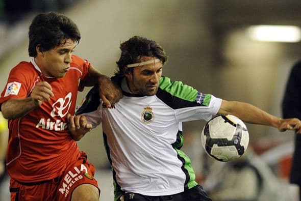 En otro de los encuentros de la jornada Racing Santander y Mallorca empataron sin goles.