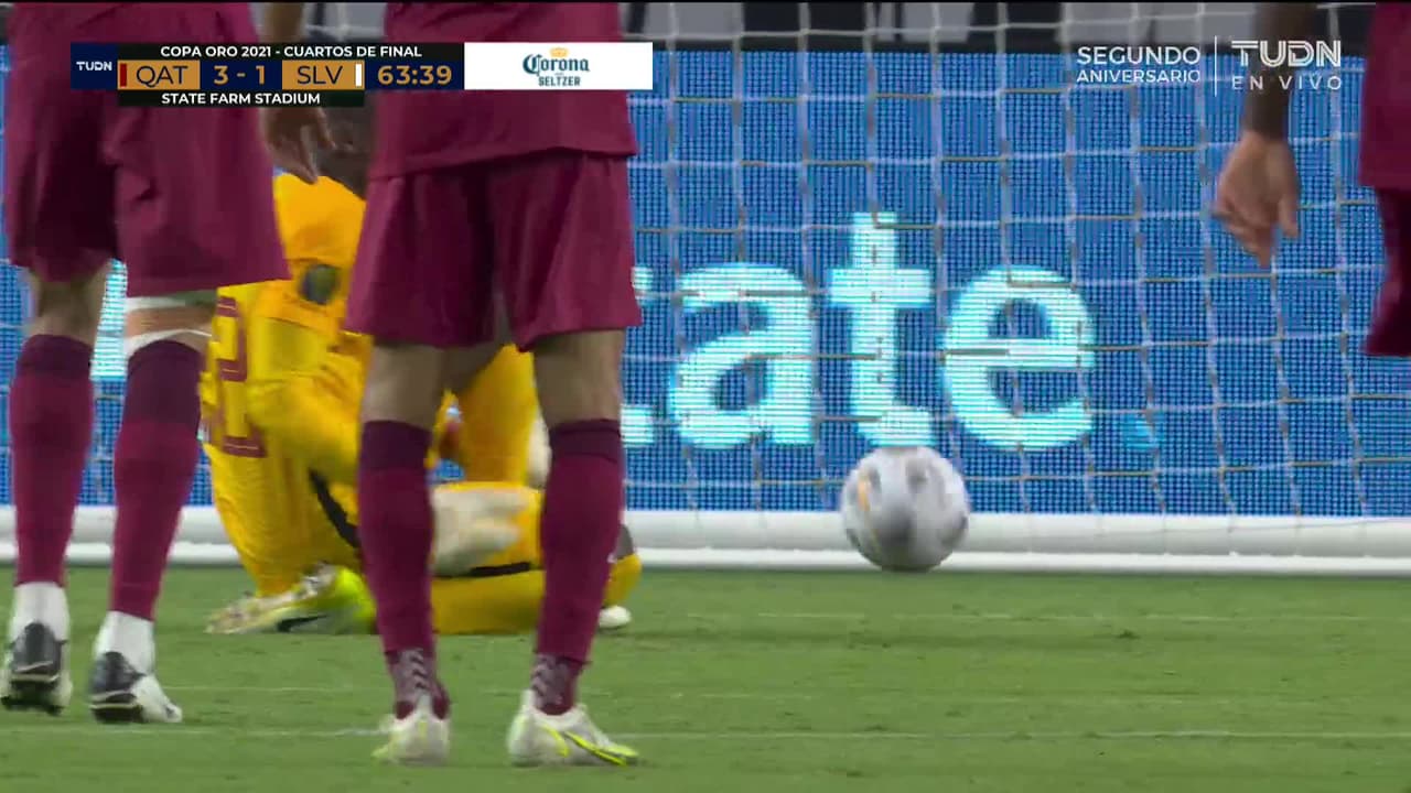 ¡GOL!  anota para El Salvador. ["Joaquin"] ["Rivas"]