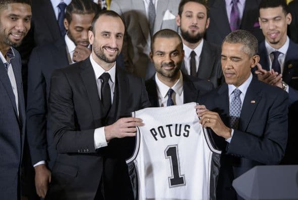 Obama reconoce el triunfo de los Spurs en 2014