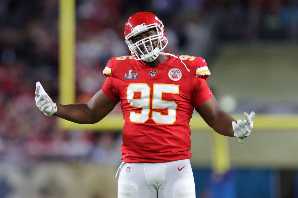 <b>2.- Chris Jones</b>
<br>Es un jugador de poder quien está por sí solo en este momento. A sus 26 años, sería muy buena decisión que los Kansas City Chiefs lo conservaran con un nuevo contrato.