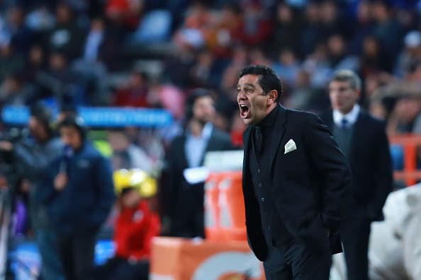 David Patiño se mostró muy inquieto y desesperado en el desenlace final del partido y no paró de dar indicaciones a sus futbolistas.