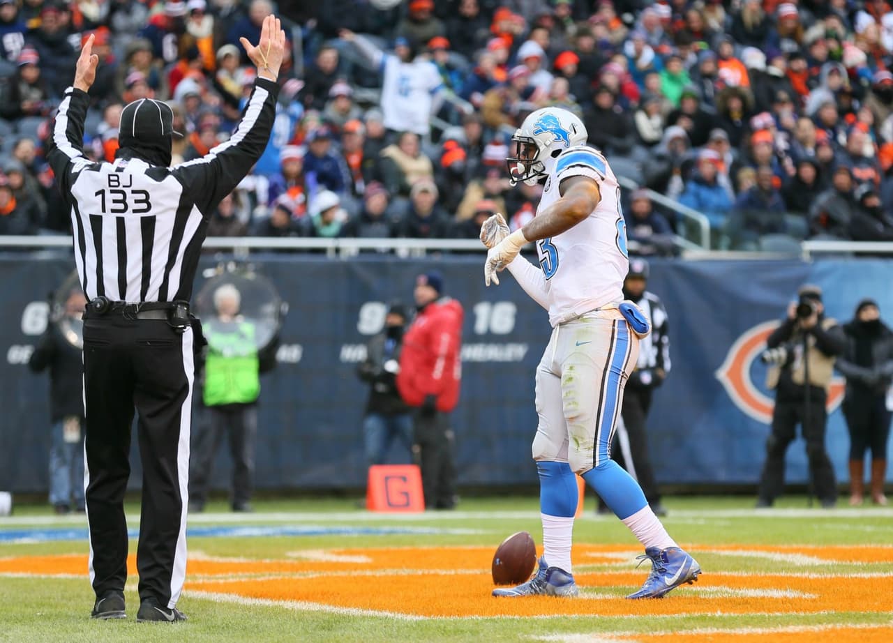 Los Detroit Lions colocaron a su ala cerrada Tim Wright en lista de lesionados