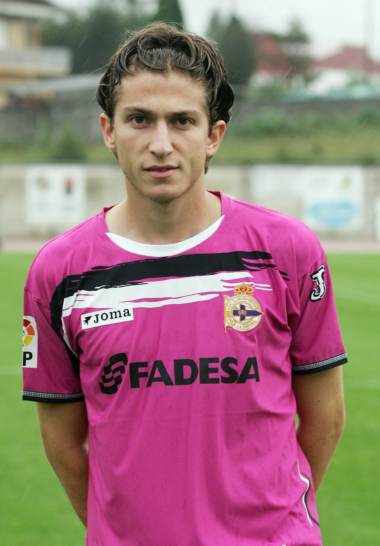 Un año después, dio el salto a 
<b>La Liga</b> con el Deportivo de La Coruña.