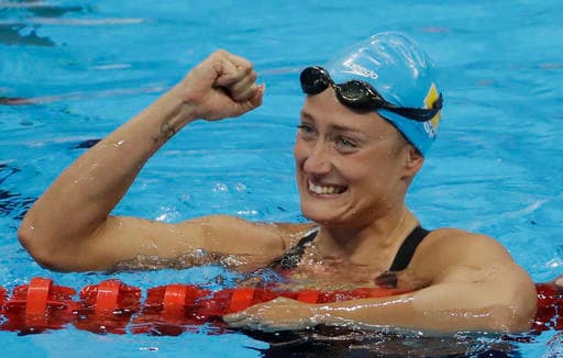 Mireia Belmonte logró el primer oro para España tras imponerse en los 200 mariposa
