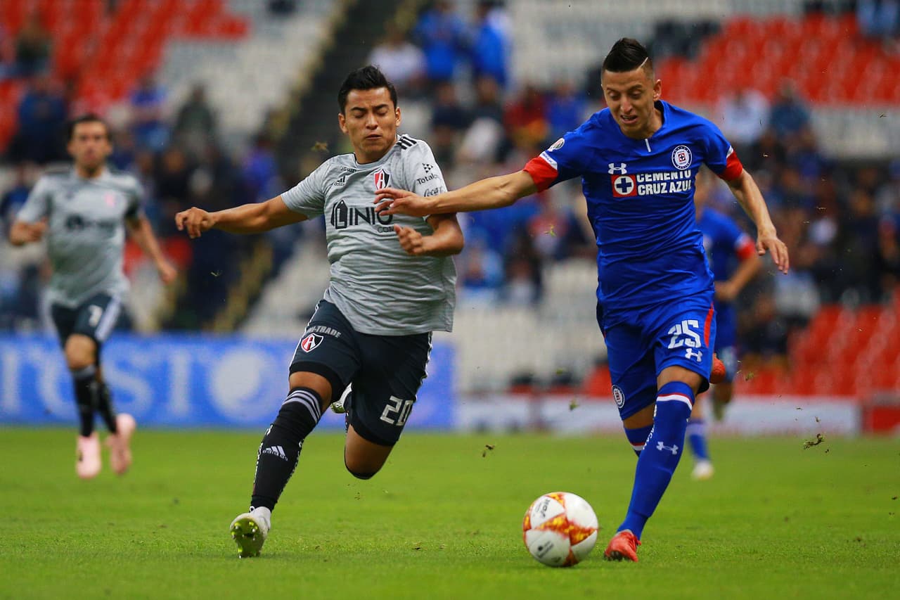 Además, considerando Liga y Copa, solo han empatado 8 veces en 42 enfrentamientos desde el último 0-0 entre Zorros y la Máquina. 
<br>