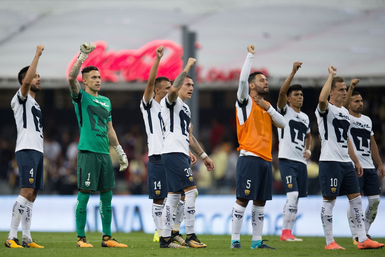 Los Pumas siempre respetuosos con su afición, aun en la derrota. Los felinos buscarán recomponer el camino recibiendo a los enrachados Lobos BUAP.