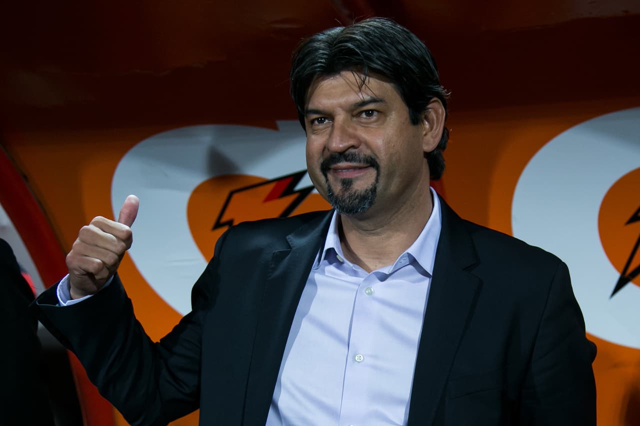 Cardozo cree que Tri clasificará caminando