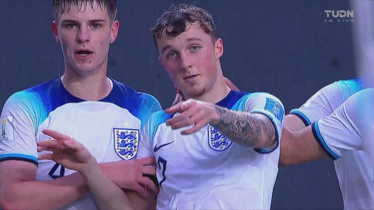 Resumen | Inglaterra vence 3-2 a Uruguay y se mantiene en la cima del grupo