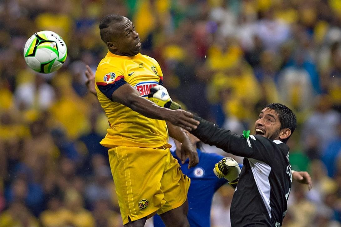 En el Clausura 2013, el 'Chucho' estaba en su mejor momento con el América. Prueba de ello es que fue guiando al equipo en la temporada regular, al igual que en la Liguilla.