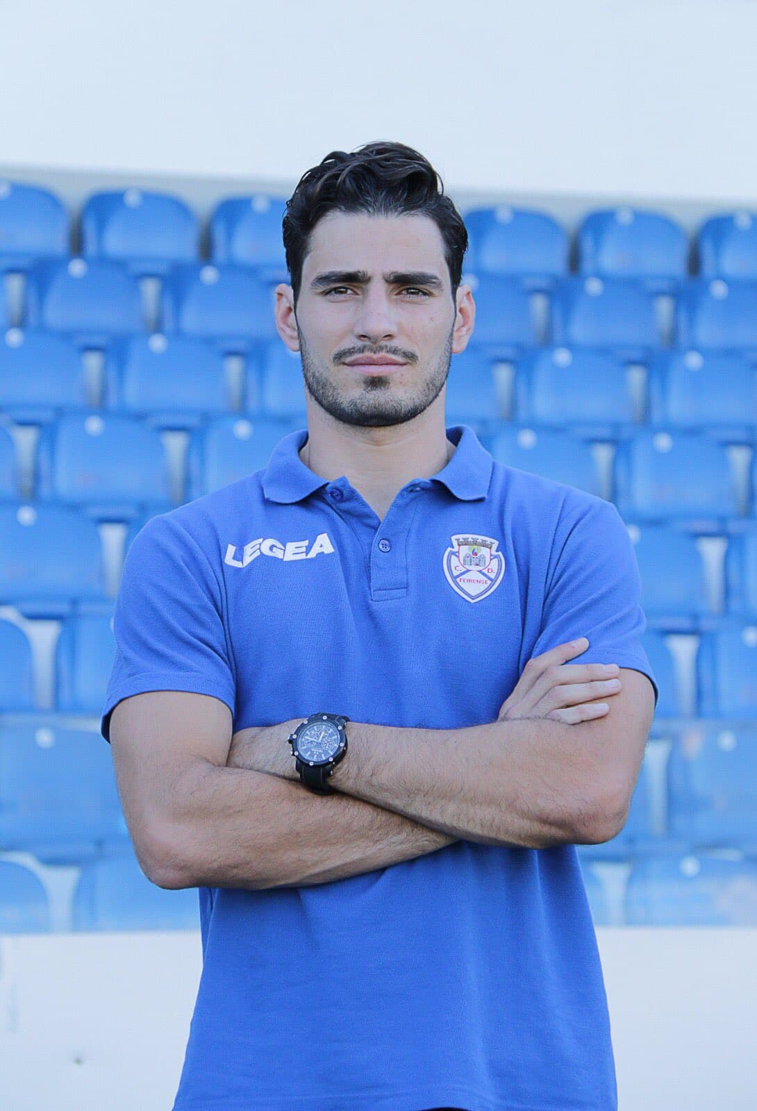 Viernes 8 de septiembre - 2:00 p.m.ET/1:00 p.m.CT/10:00 a.m.PT: el debut del Pollo Antonio Briseño se podría dar en esta, la jornada 5 de la Liga NOS, cuando el C.D. Feirense reciba al Sporting C.P.