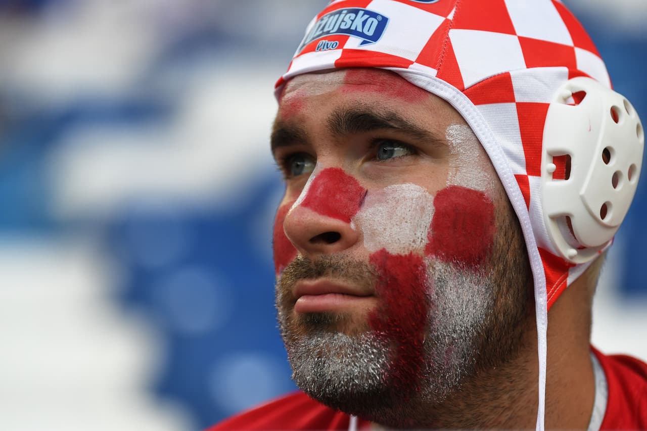 Los seguidores de Croacia y Nigeria vivieron en medio de la alegría, el colorido y la hermandad el partido de esas dos selecciones por el grupo D en el Mundial de Rusia 2018.