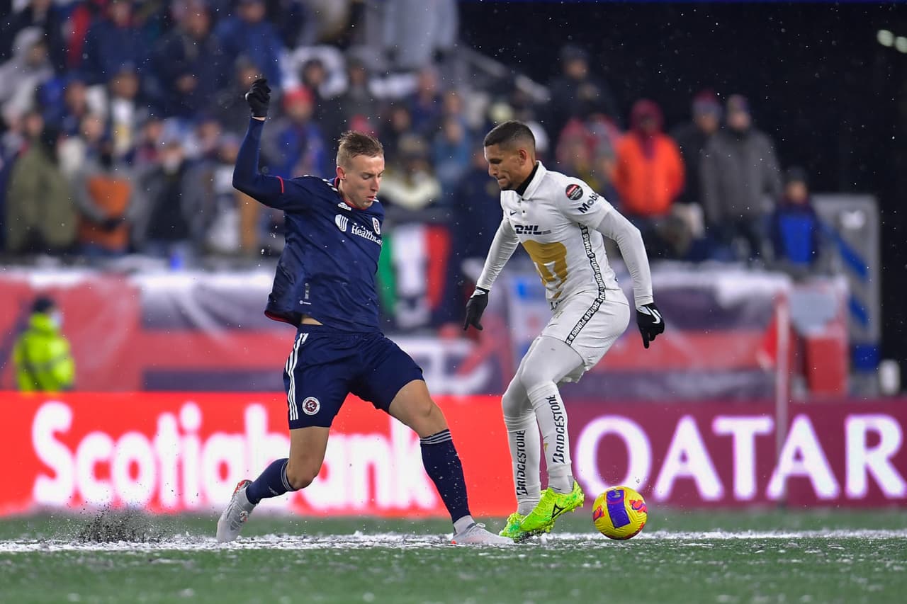 New England Revolution fue muy superior a los Pumas y se impuso gracias a un doblete de Adam Buksa y otro tanto de Sebastian Lletget.