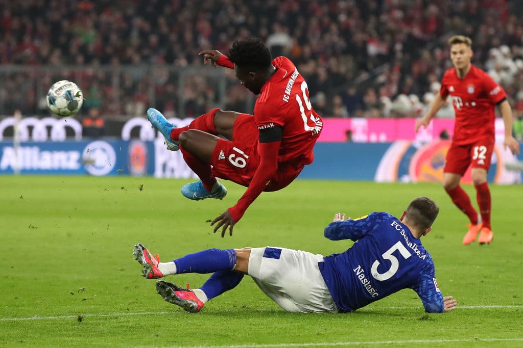 Con goles de Robert Lewandowski, Thomas Mueller, Leon Goretzka, Thiago Alcántara y Serge Gnabry, Bayern Múnich golea 5-0 al Schalke 04.