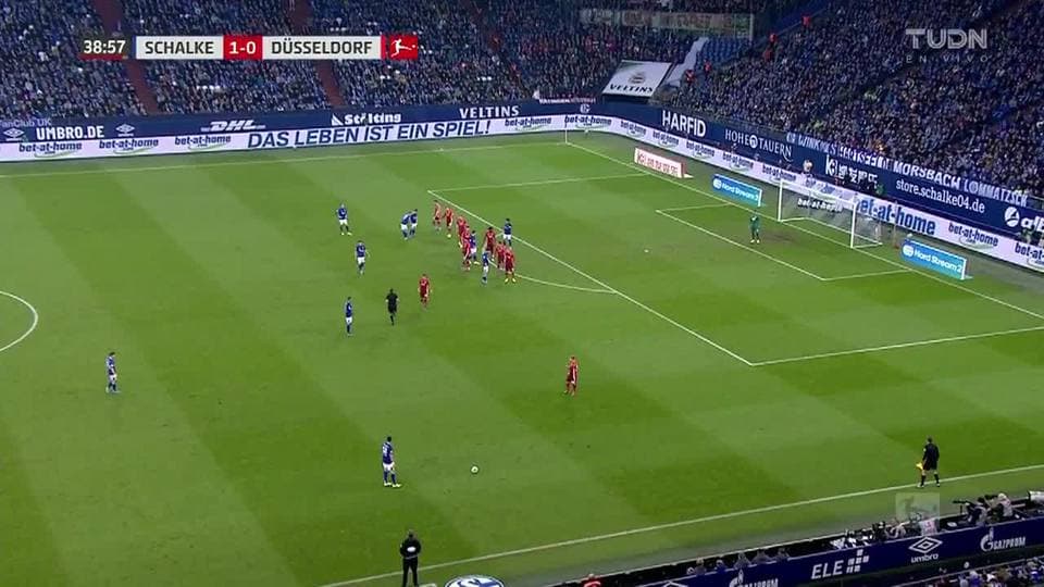 Tiro desviado de Suat Serdar