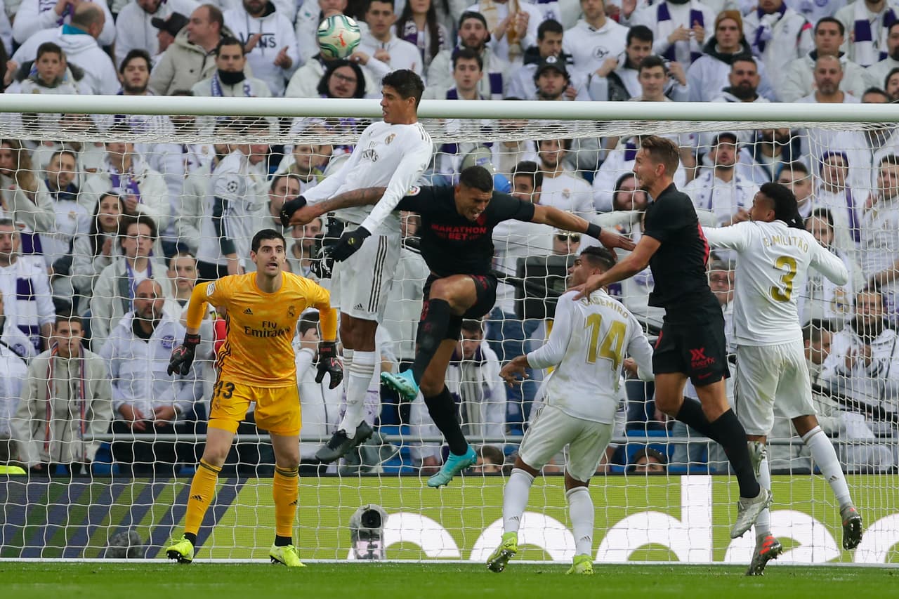Casemiro abrió el marcador al 57’. De Jong (64’) emparejó los cartones y nuevamente Casemiro marcó al 69’ para el 2-1 final.