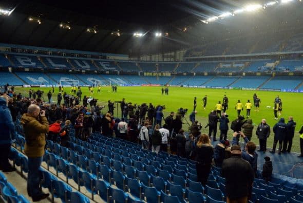El partido de octavos de final de la Champions entre el Barcelona y el Manchester City será una guerra intensa entre dos grandes equipos, pero además servirá para reencontrar, hoy como rivales, a viejos amigos y ex compañeros de equipo.