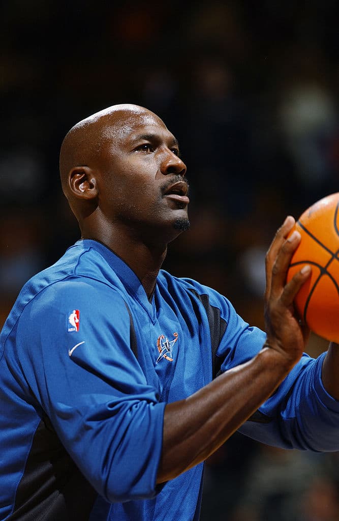 El ‘Goon Squad’ estará conformado por Nneka Ogwumike (Los Angeles Sparks), Damian Lillard (Portland Trail Blazers), Anthony Davis (Los Angeles Lakers), Klay Thompson (Golden State Warriors) y Diana Taurasi (Phoenix Mercury).
<br>