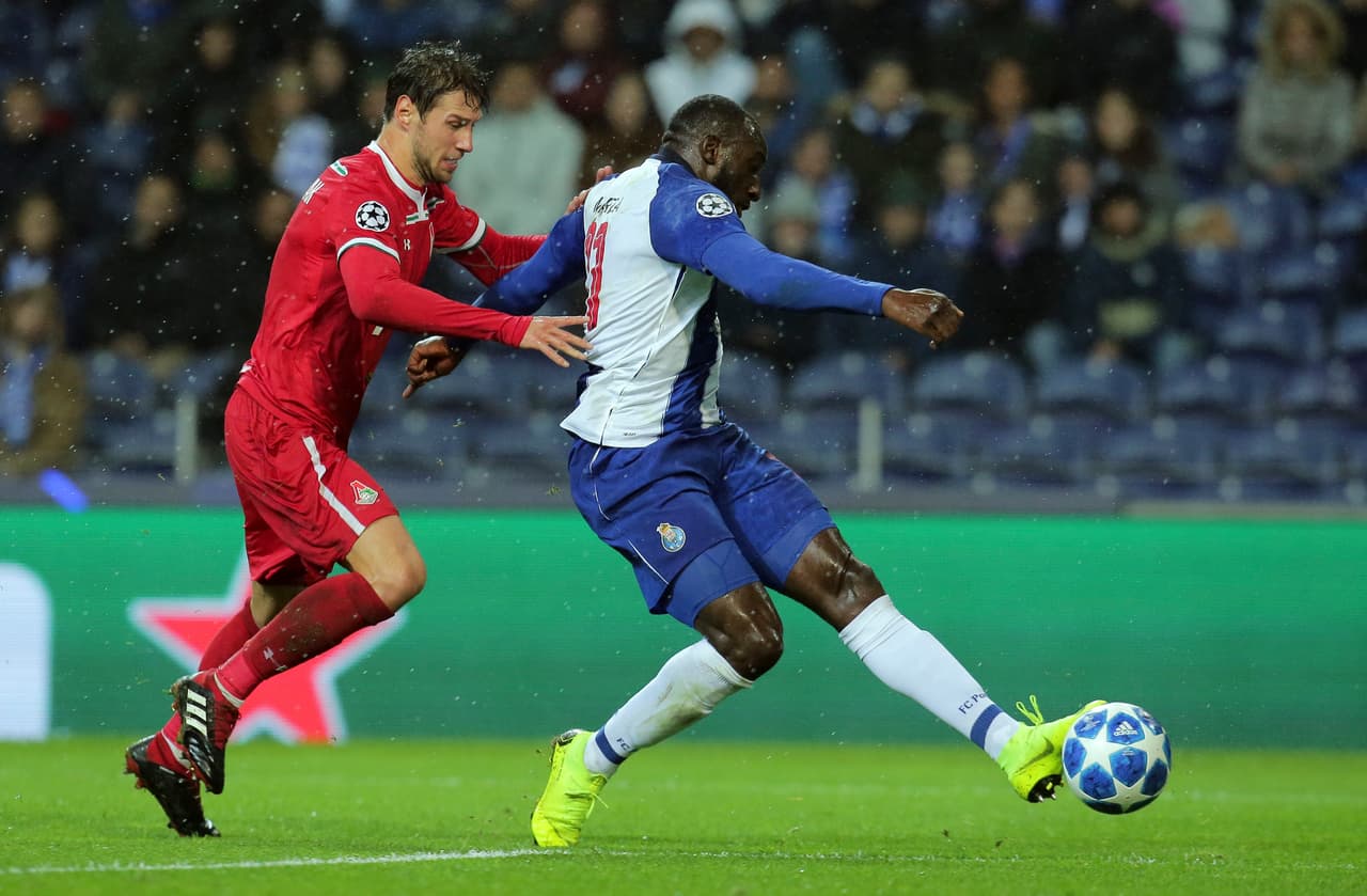 Pero cercano el medio tiempo el equipo de casa volvió a tener claridad en una de sus llegadas y para apaciguar a su rival ruso que por momentos avisaba que quería el empate.