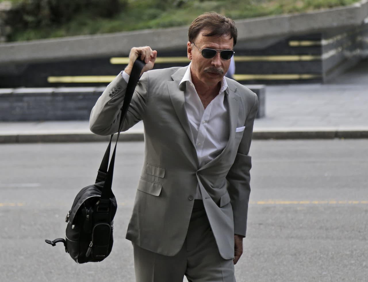 Los Rams aventajan a la asociación Raiders/Chargers para irse a Los Angeles