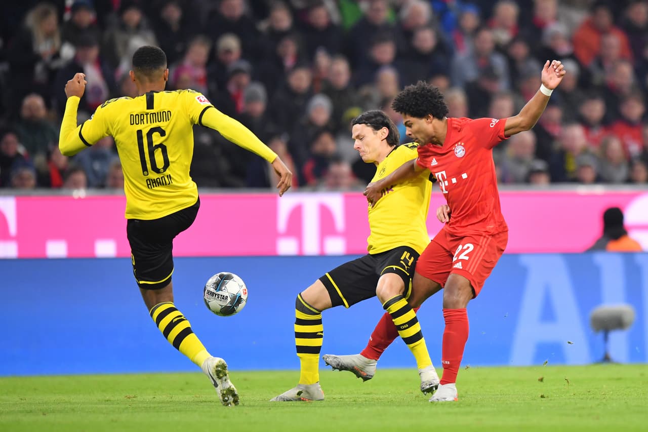 Por Bayern marcaron Lewandowski (17’, 76’) y Gnabry (47’). El autogol fue de Hummels (80’).